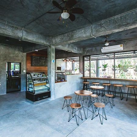 Hotel Stucco Loft Residency Chiang Mai Zewnętrze zdjęcie