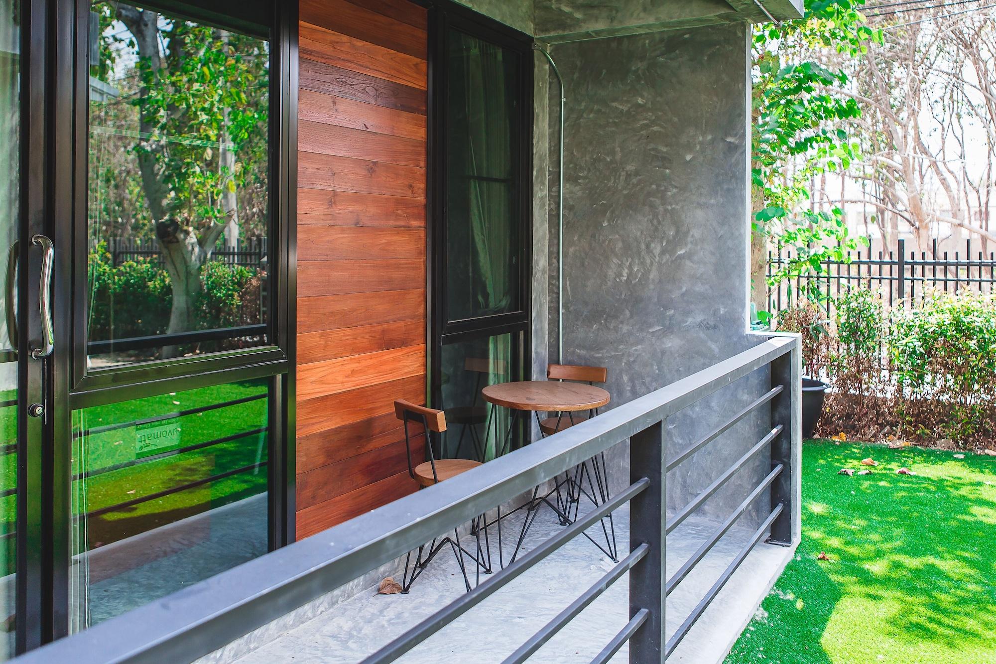 Hotel Stucco Loft Residency Chiang Mai Zewnętrze zdjęcie