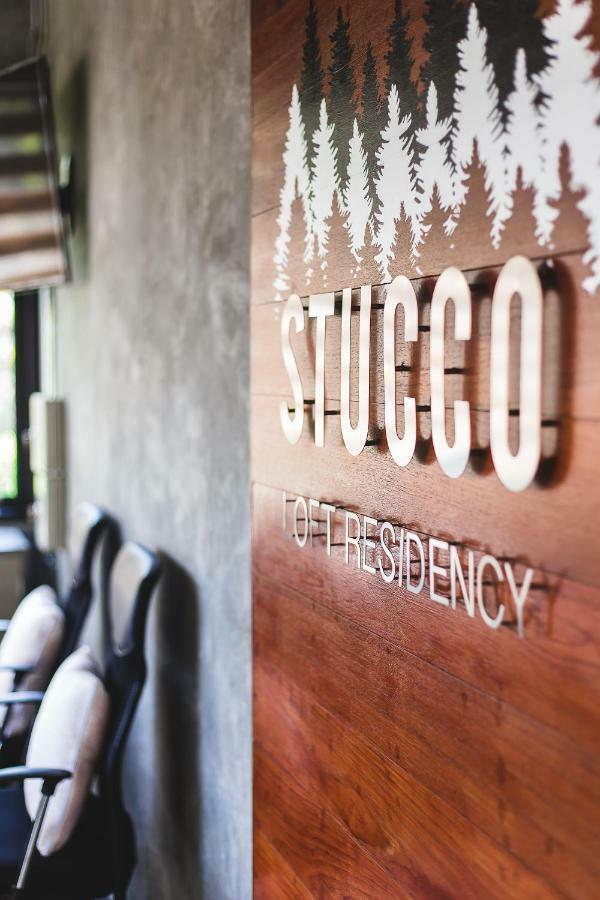 Hotel Stucco Loft Residency Chiang Mai Zewnętrze zdjęcie
