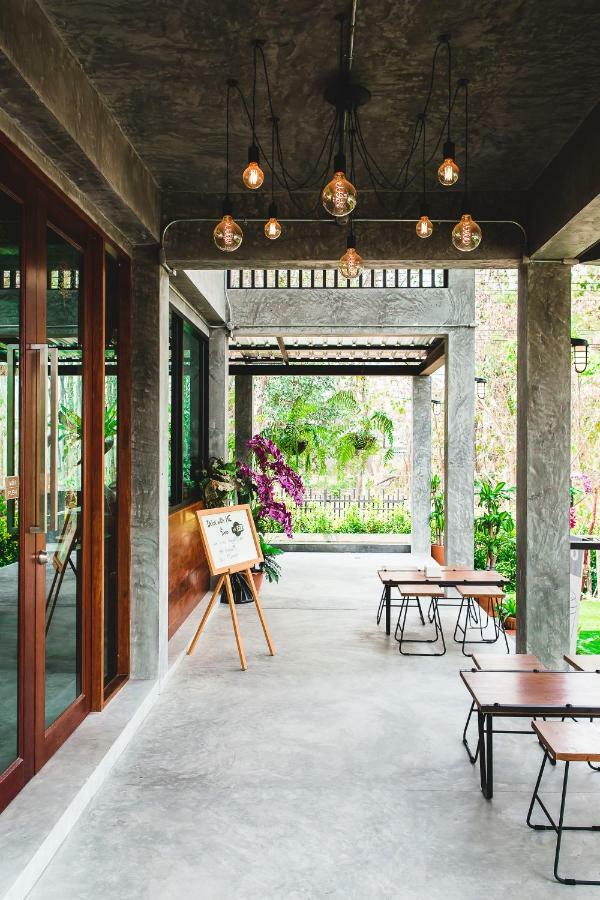 Hotel Stucco Loft Residency Chiang Mai Zewnętrze zdjęcie