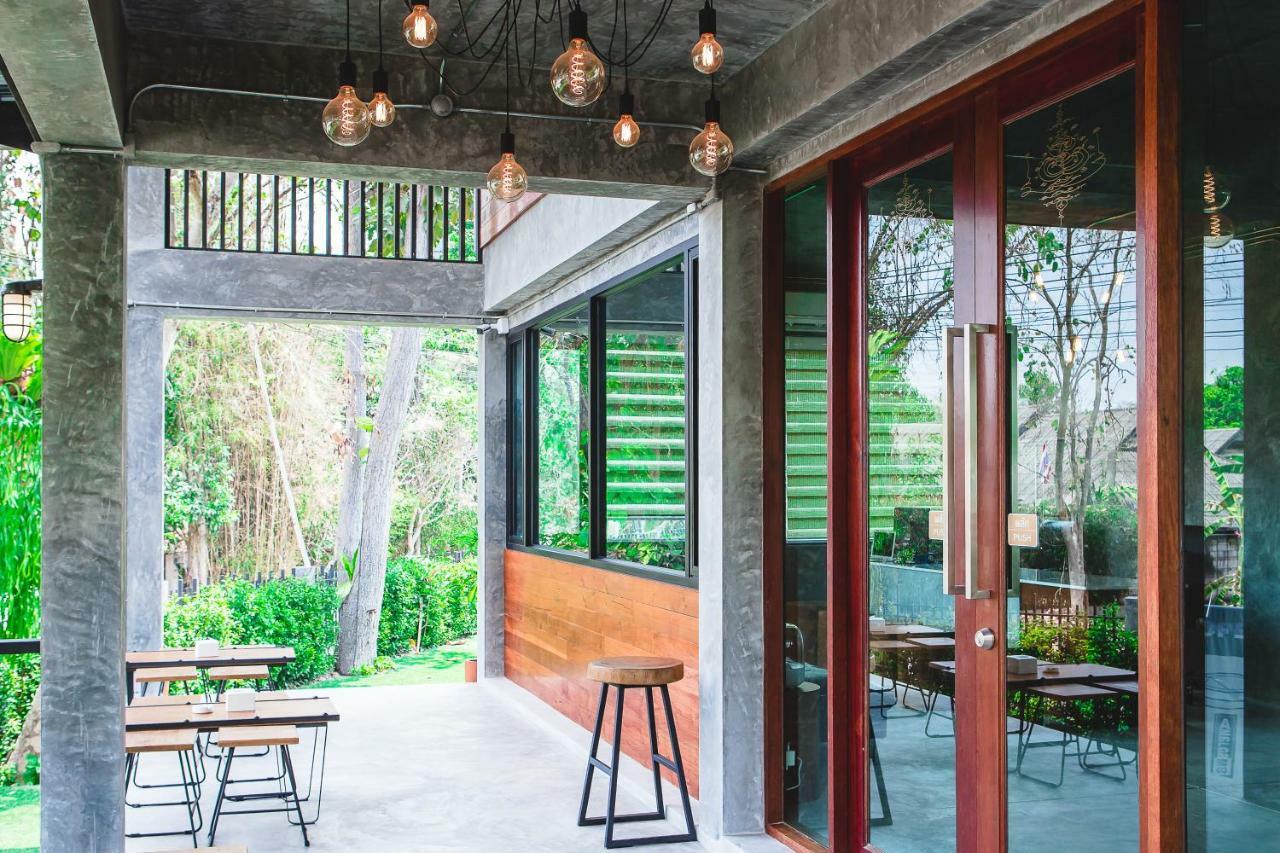 Hotel Stucco Loft Residency Chiang Mai Zewnętrze zdjęcie